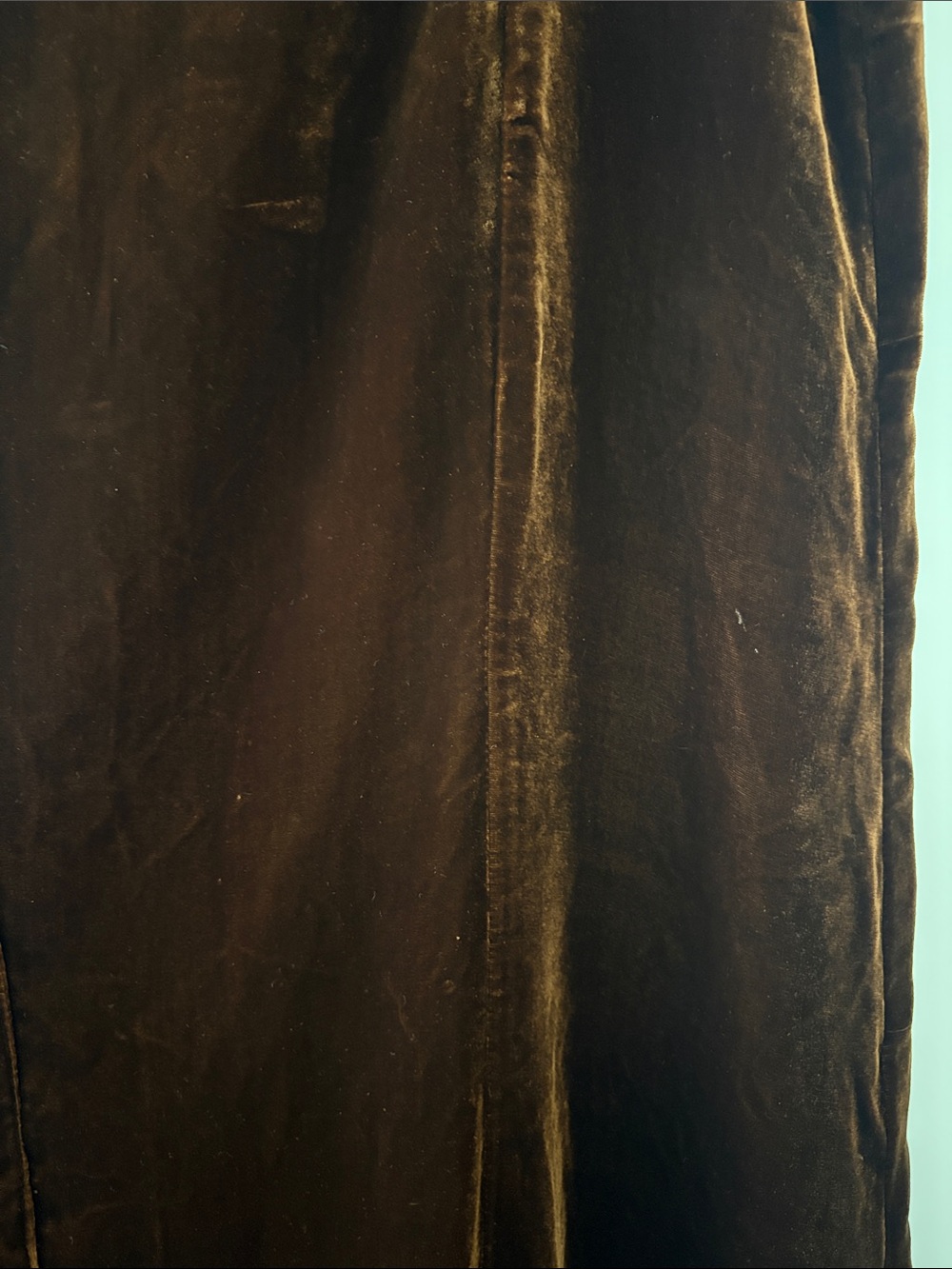 LACAUSA Sleeveless Golden Brown Velvet Shift Dress with Pocket - Picture 8 of 8